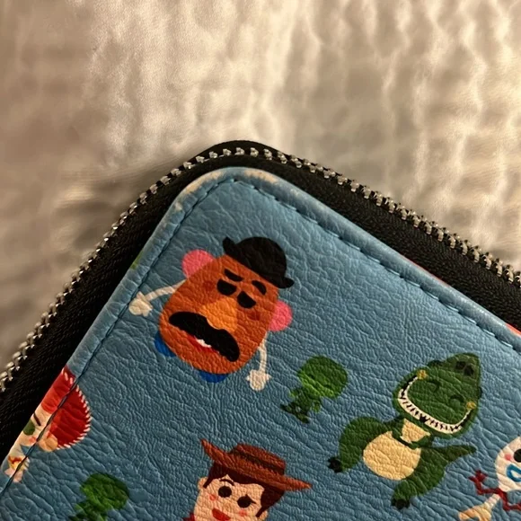 Disney Pixar Toy Story Loungefly wallet - Picture 6 of 9